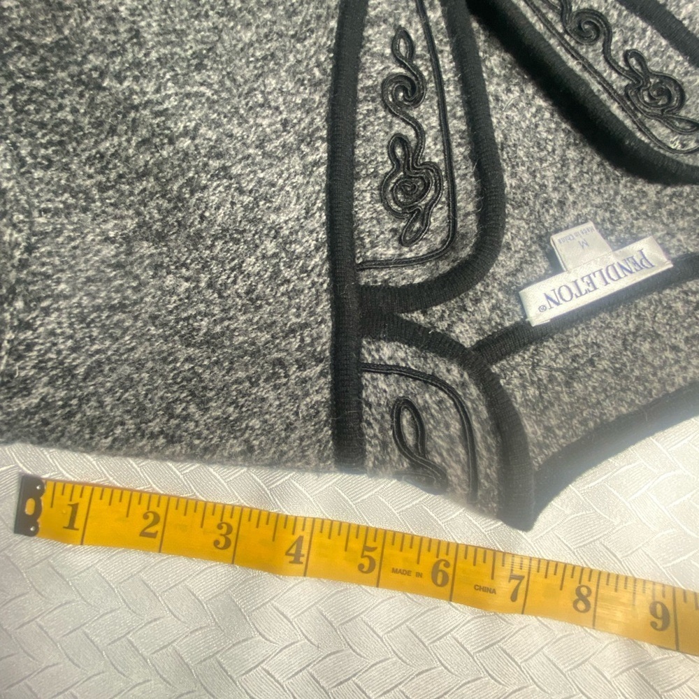 Chic Gray Pendleton Coat 100% Wool With Black Emb… - image 5